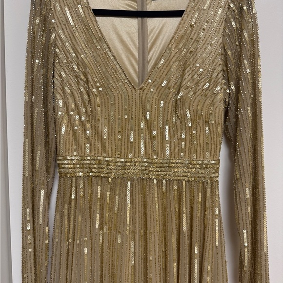 NWT | Mac Duggal 4977 Taupe Gold Sequined V Neck Sleeve A Line Gown Size 4 - Picture 13 of 14